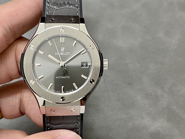 ウブロコピー時計全体デザイン